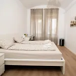 Mm New Cozy Modern ليوبليانا